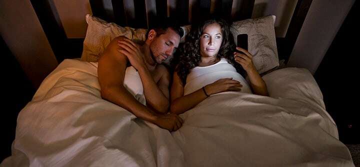 Does darkness affect how you sleep?